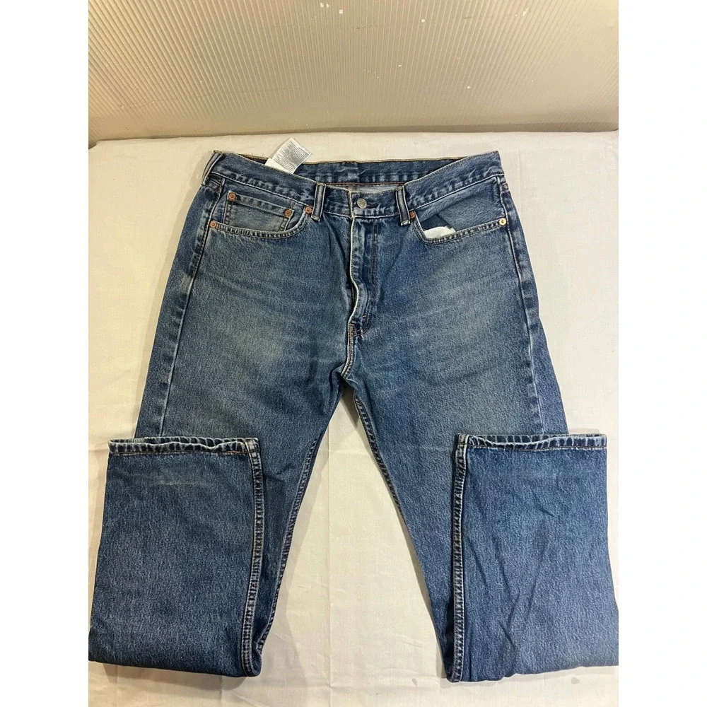 Levis 505 Regular Fit Straight Leg‎ Jeans Mens 36x32 Medium Wash Blue 00505-4886